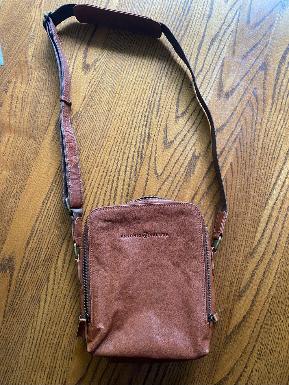Antonio Valeria crossbody bag